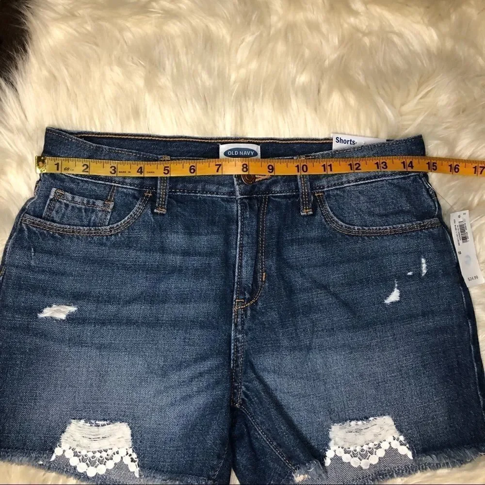 Old navy girls denim cut off W/ lace size 16